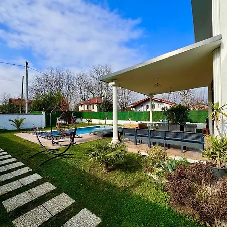 Villa Very Stylish With Heated Pool On Baghdad Street