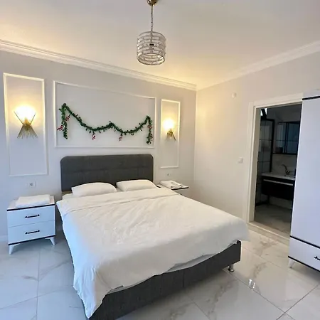 Villa Very Stylish With Heated Pool On Baghdad Street